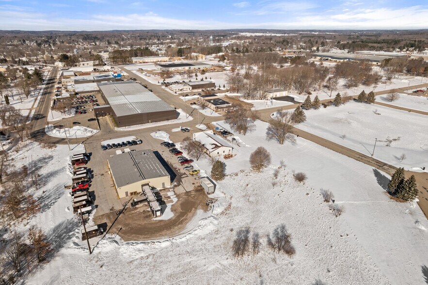 More Photos Of 110 N Bronson Ave, Big Rapids Office For Sale