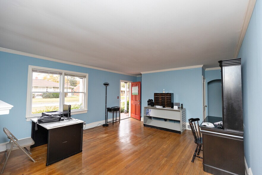 More Photos Of 330 S Culver St, Lawrenceville Loft Creative Space For Sale