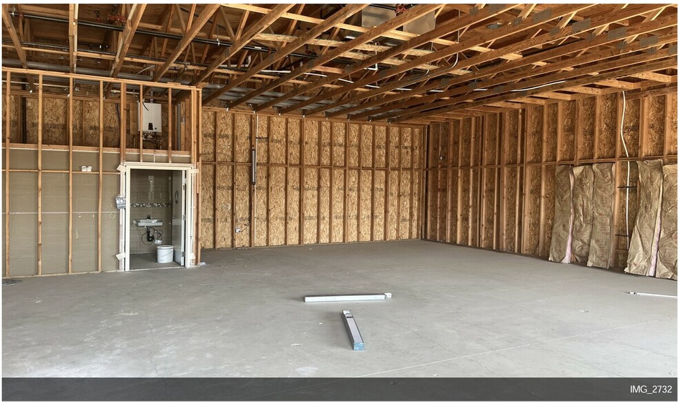 More Photos Of 1951 Walters Rd, Suisun City Service Station For Lease
