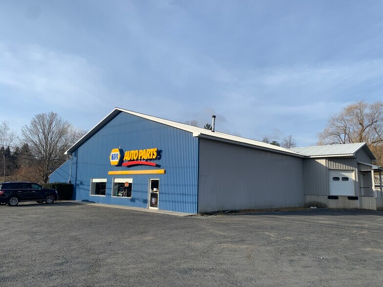 Primary Photo Of 21419 Rt-22, Hoosick Falls Auto Repair For Sale
