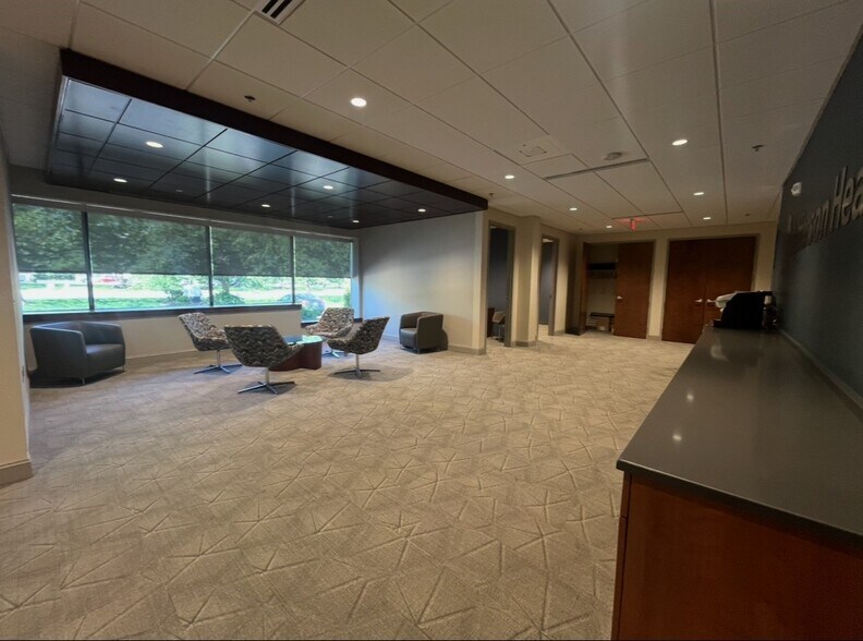 More Photos Of 400 Laurel Oak Rd, Voorhees Medical For Lease