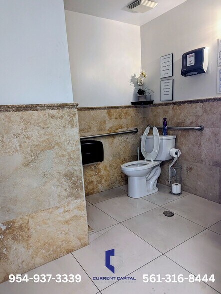 More Photos Of 1100 W Oakland Park Blvd, Fort Lauderdale Unknown For Lease