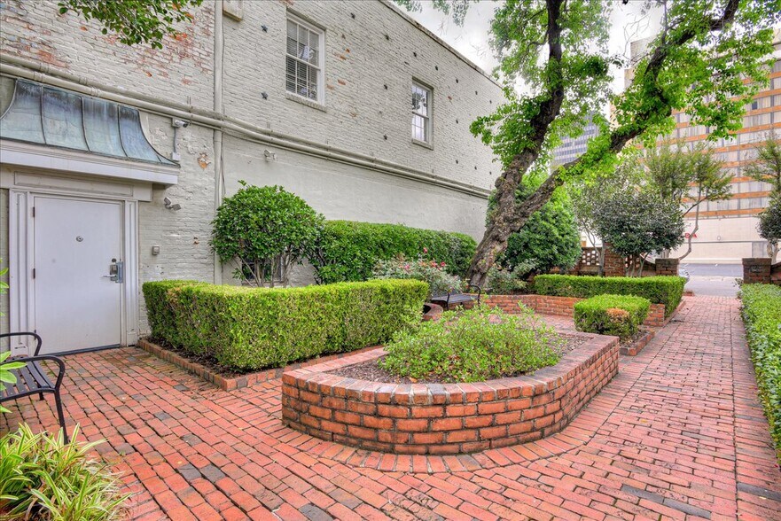 More Photos Of 624 Ellis St, Augusta Office For Sale