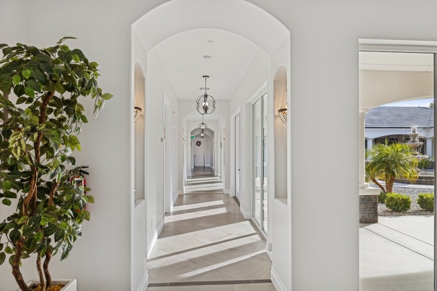 More Photos Of 24832 N 91st Ave, Peoria Healthcare For Sale