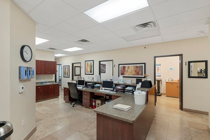 More Photos Of 5990 S Rainbow Blvd, Las Vegas Office For Sale