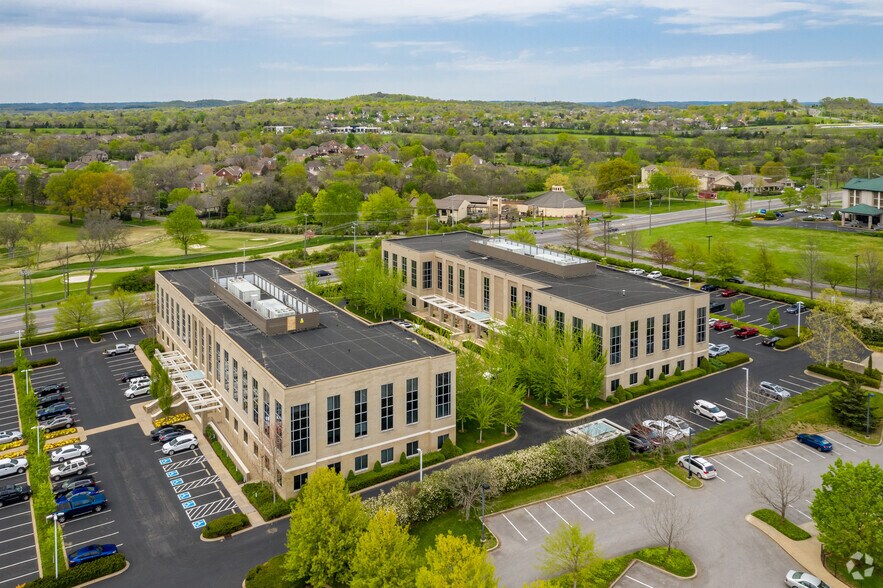 More Photos Of 100 Bluegrass Commons Blvd, Hendersonville Office For Lease