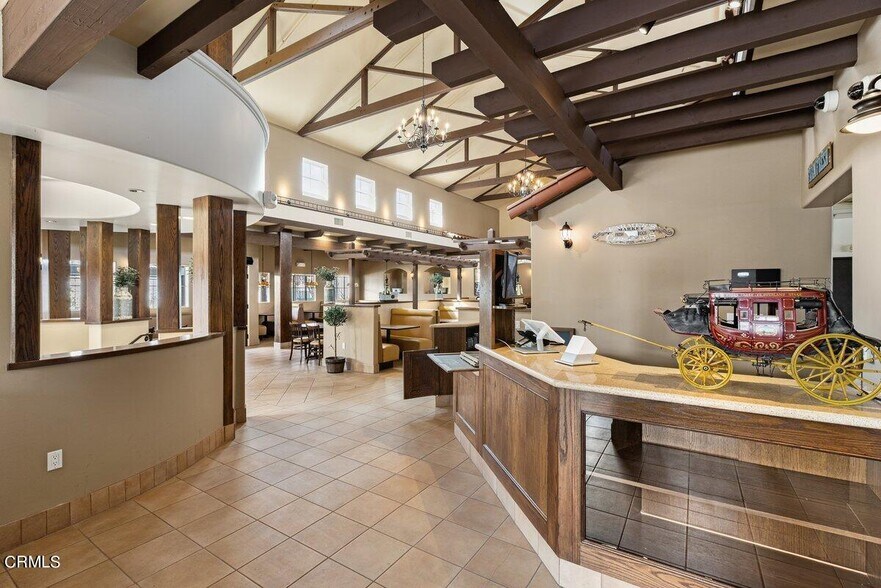 More Photos Of 125 S 10th St, Santa Paula Restaurant For Lease