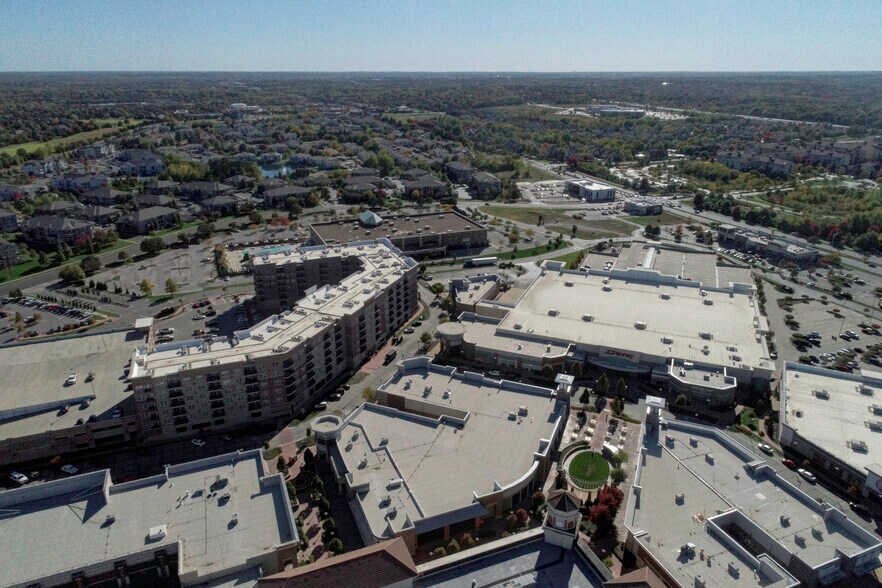 More Photos Of 135th St And Metcalf Ave, Overland Park Unknown For Lease