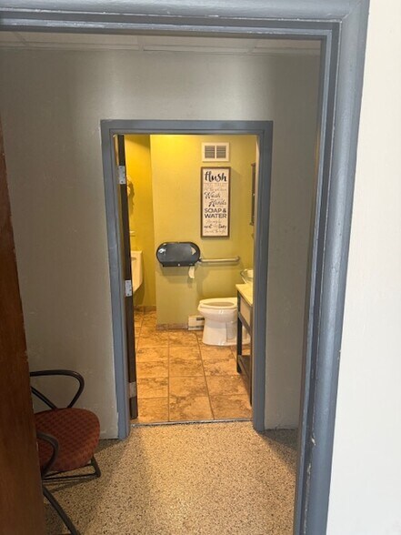 More Photos Of 618-630 W Wisconsin Ave, Appleton Bowling Alley For Sale