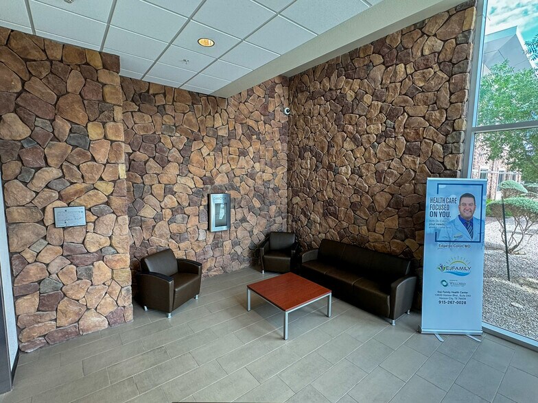 More Photos Of 13600 Horizon Blvd, Horizon City Hospital For Lease