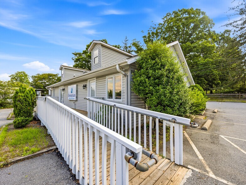 More Photos Of 2124 Hendersonville Rd, Arden Office For Sale