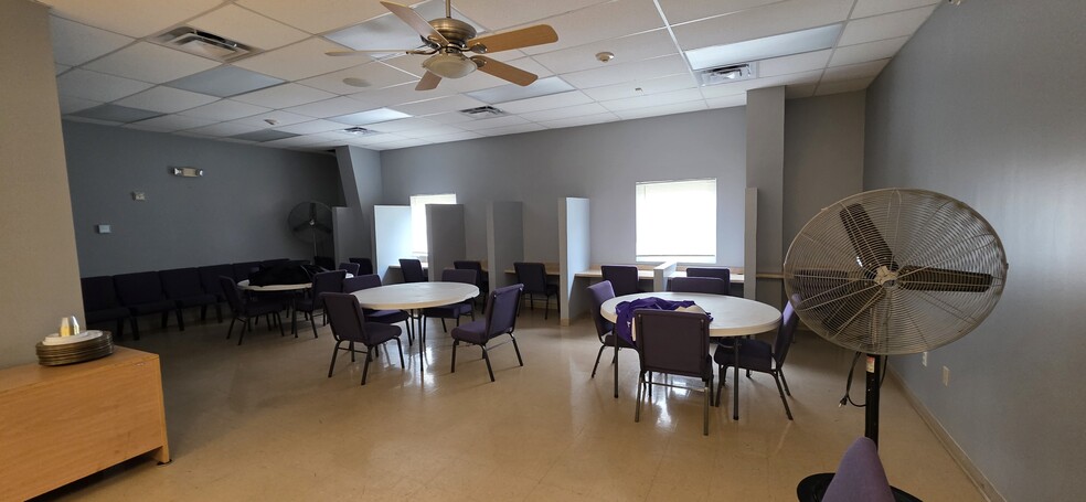 More Photos Of 6270 Red Oak Rd, Atlanta Religious Facility For Sale