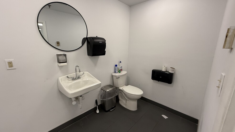 More Photos Of 125-155 Howard St, Phillipsburg Unknown For Lease