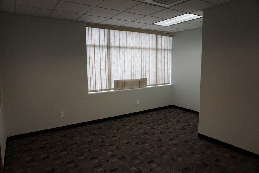 More Photos Of 295 Bradley Blvd, Richland Office For Lease