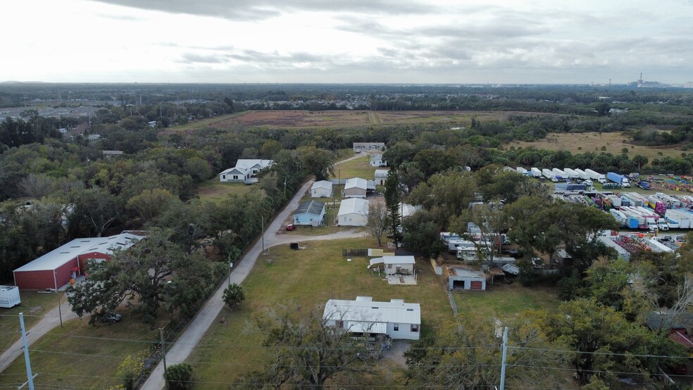 Primary Photo Of 10850 Cozarts Chalet, Gibsonton Manufactured Housing Mobile Home Park For Sale