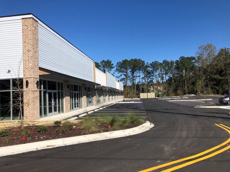 Primary Photo Of 8636 Dorchester Rd, North Charleston Storefront For Lease