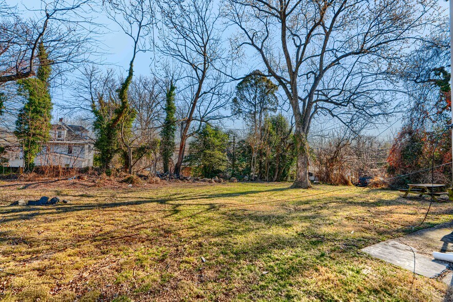 More Photos Of 10-14 E Overlea Ave, Baltimore Apartments For Sale