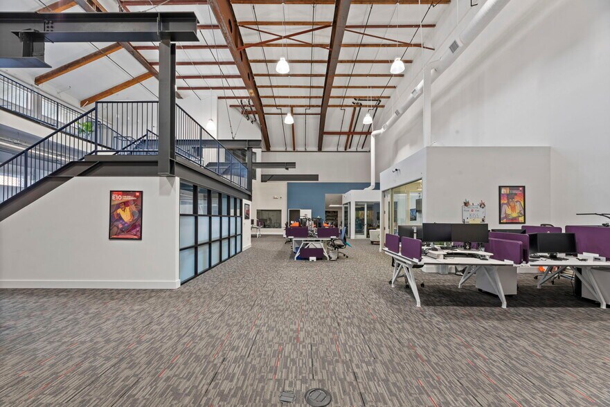 More Photos Of 850 Hampshire Rd, Westlake Village Office For Lease