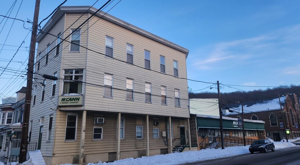 Primary Photo Of 2 Pine st, Mahanoy City Apartments For Sale