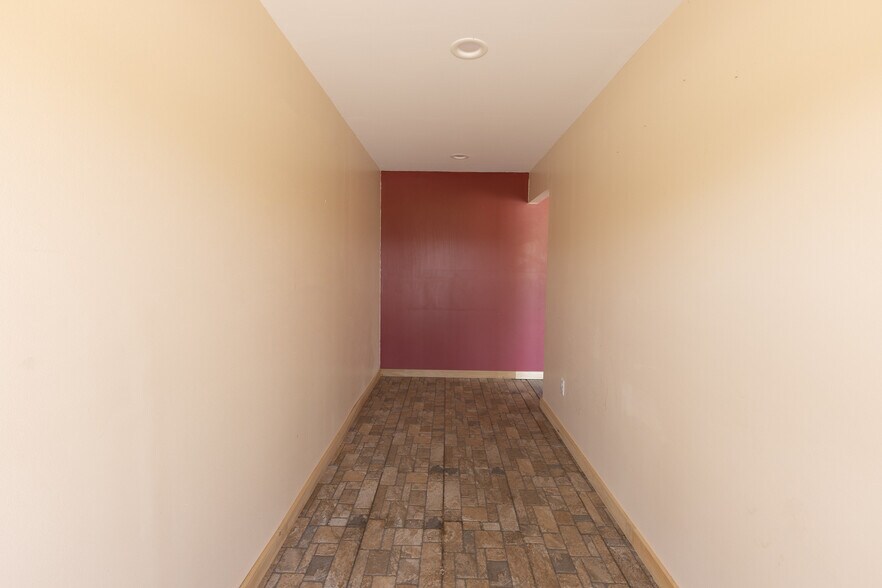 More Photos Of 2997 Spartanburg Hwy, East Flat Rock Warehouse For Sale