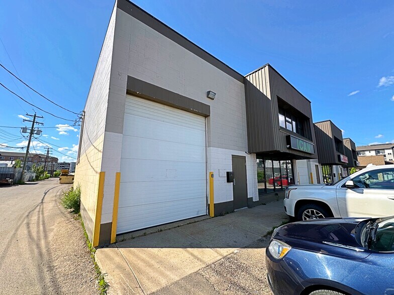 More Photos Of 8109 Fraser Av, Fort McMurray Service For Lease