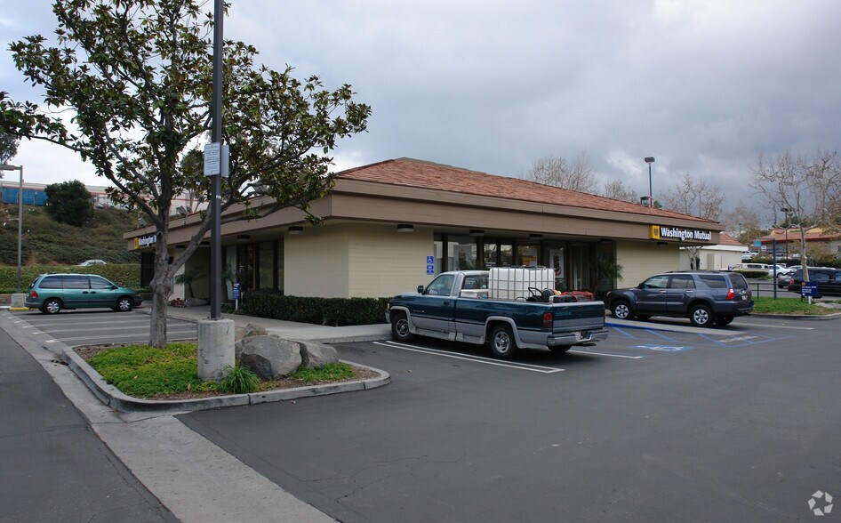 More Photos Of 1081-1139 S Mission Rd, Fallbrook Unknown For Lease