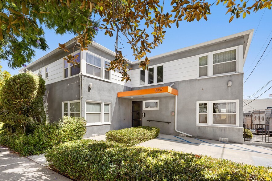 Primary Photo Of 1250 Edris Dr, Los Angeles Apartments For Sale