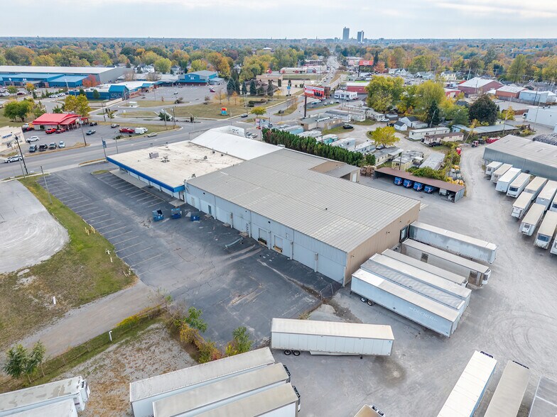 More Photos Of 3427 N Clinton St, Fort Wayne Warehouse For Sale