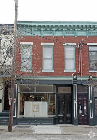 Primary Photo Of 15 E Main St, Richmond Storefront Retail Office For Lease