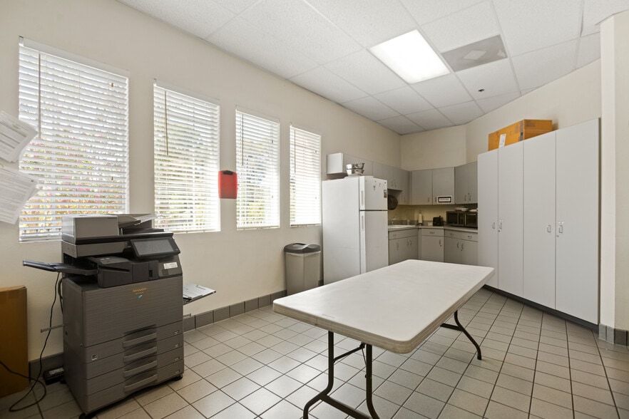 More Photos Of 2090 Chino Hills Pkwy, Chino Hills Schools For Lease
