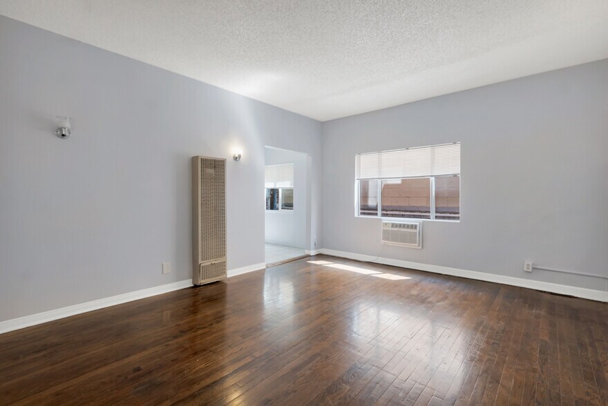 More Photos Of 1001-1005 S Central Ave, Glendale Apartments For Sale