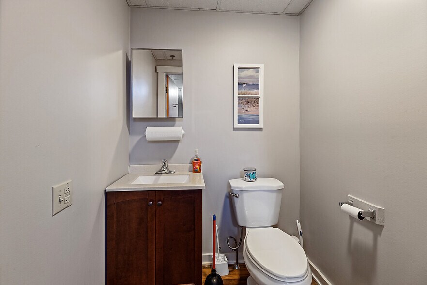 More Photos Of 323 State St, Augusta Office Residential For Sale