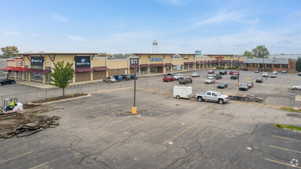 Primary Photo Of 3094 28th St SE, Kentwood Storefront For Sale
