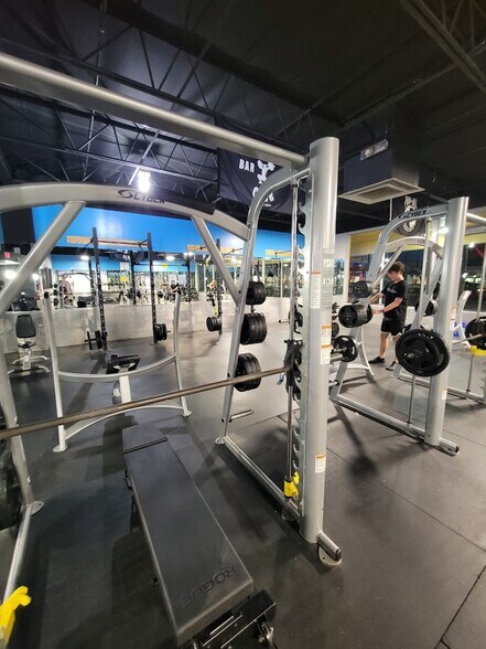 More Photos Of 1013 Cape Coral Pky E, Cape Coral Health Club For Sale