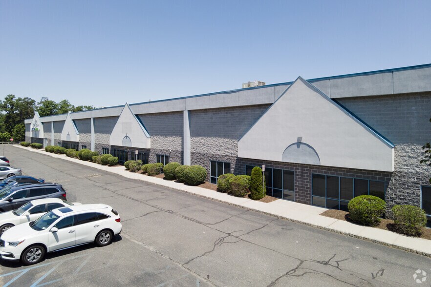 More Photos Of 749 Hope Rd, Eatontown Light Distribution For Lease