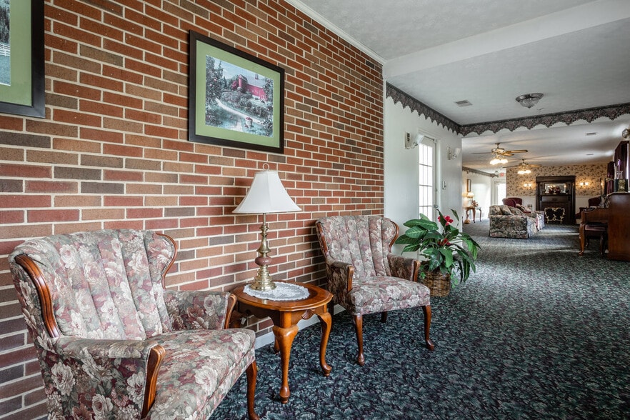 More Photos Of 8 Rainbow Ln, Waynesboro Assisted Living For Sale