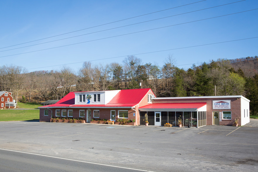 Primary Photo Of 8079 State Road 259, Lost City Restaurant For Sale