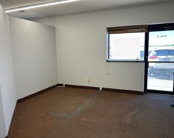 More Photos Of 1799 County Road 90, Maple Plain Warehouse For Lease