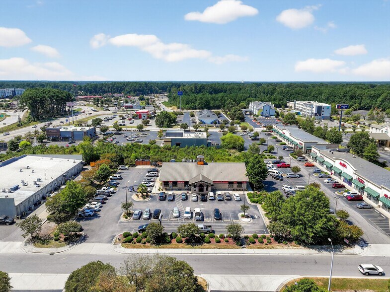 More Photos Of 275 N Equity Dr, Smithfield Restaurant For Sale