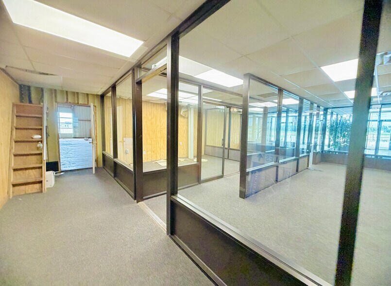 More Photos Of 3601 N Van Buren Byp, Enid Freestanding For Lease