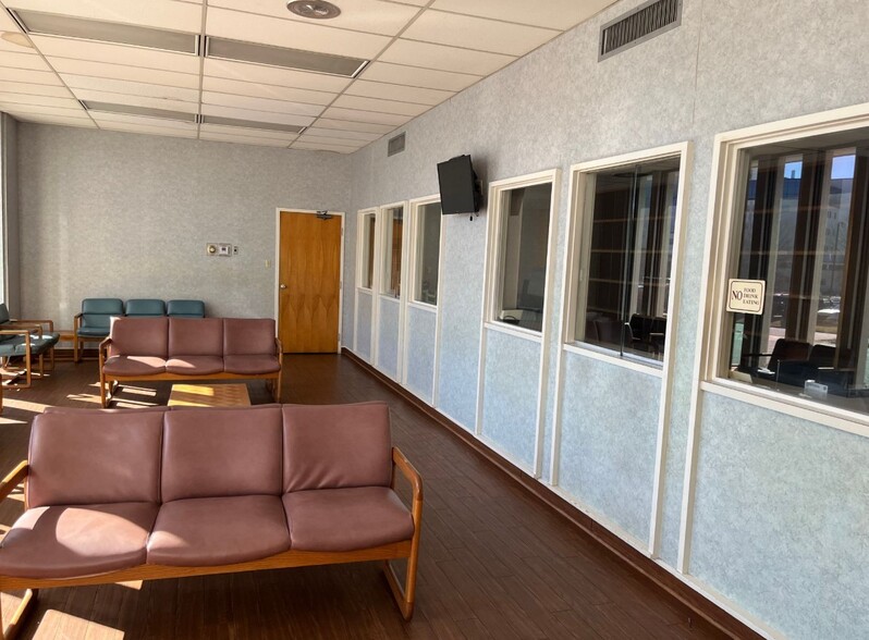 More Photos Of 2039 10th Ave, Columbus Medical For Lease