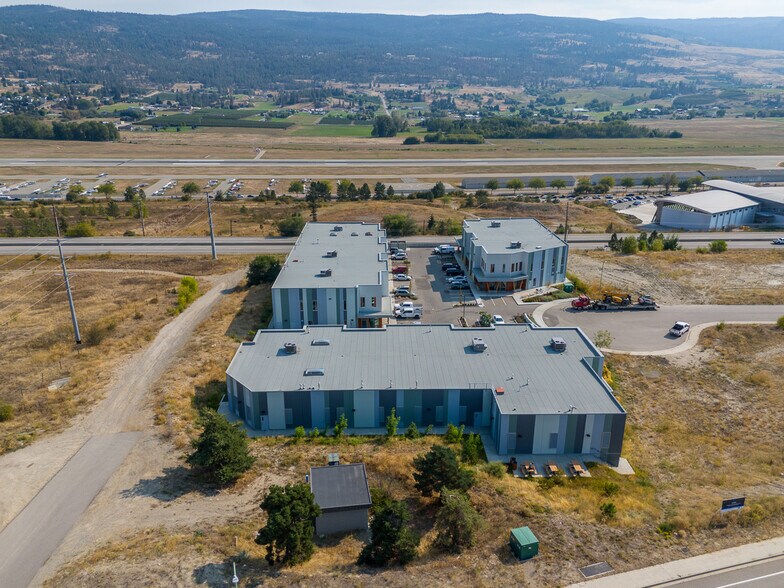 More Photos Of 2175 Optic Crt, Kelowna Industrial For Lease