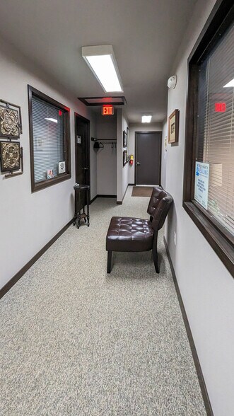 More Photos Of 529 Greene Ave, Green Bay Office For Lease