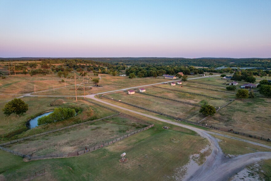 More Photos Of 5871 Roper Rd, Sperry Land For Sale