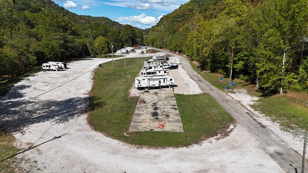 More Photos Of 462 Adams rd, Julian Trailer Camper Park For Sale