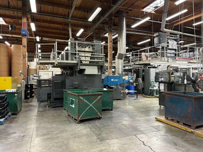 More Photos Of 2840 NW 35th Ave, Portland Warehouse For Sale