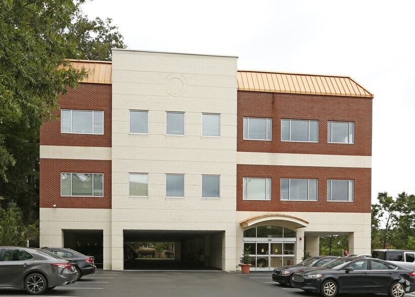 More Photos Of 353 E Six Forks Rd, Raleigh Office For Lease