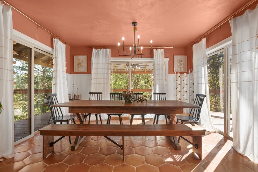 More Photos Of 122 Ouachita River Haven Rd, Pencil Bluff Hotel For Sale