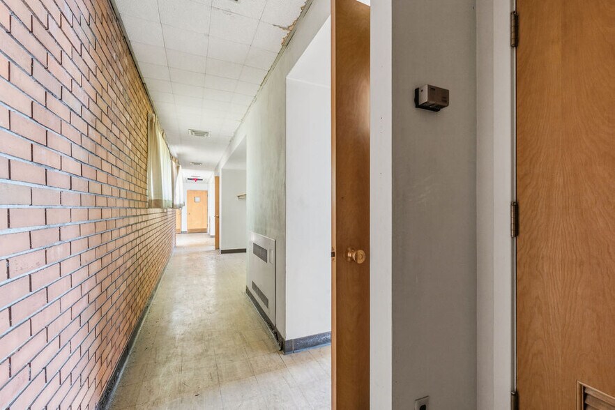 More Photos Of 350 E Tulane Rd, Columbus Religious Facility For Sale