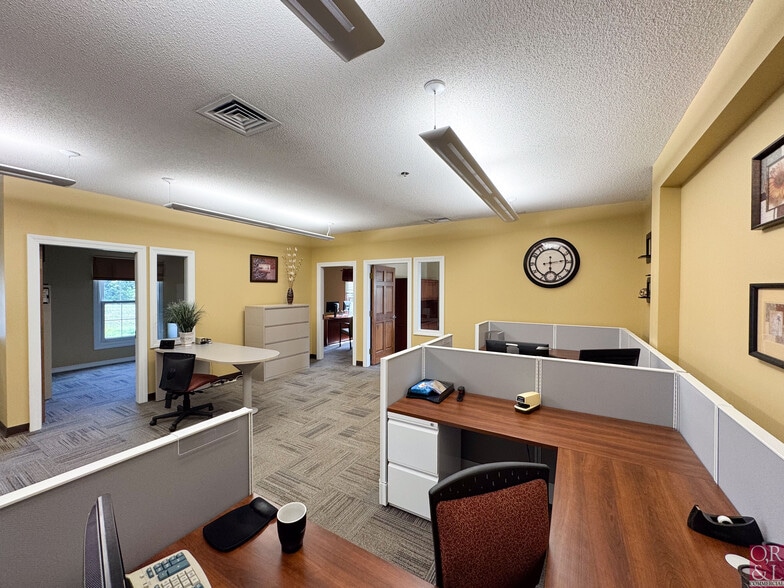 More Photos Of 150 Capital Dr, West Springfield Office For Sale